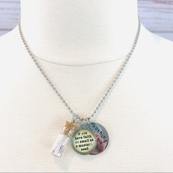 Charm necklace with bottle cork faith seeds saying - Picture 1 of 7